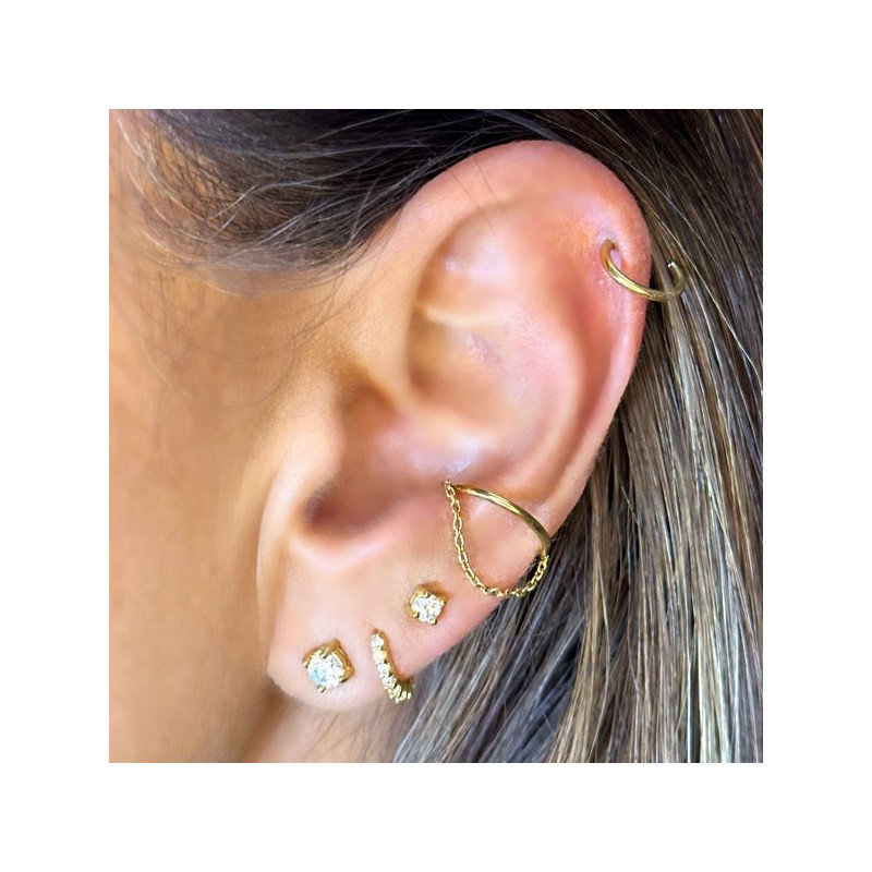 Piercing Conch Clicker Liso com Corrente - 100% em Titânio - PVD GOLD - 6ORE817