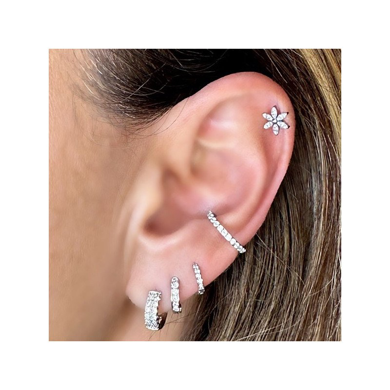 Piercing Labret em Titânio para Orelha - Margarida com Zircônias - 6ORE865