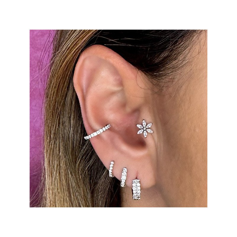 Piercing Labret em Titânio para Orelha - Margarida com Zircônias - 6ORE865