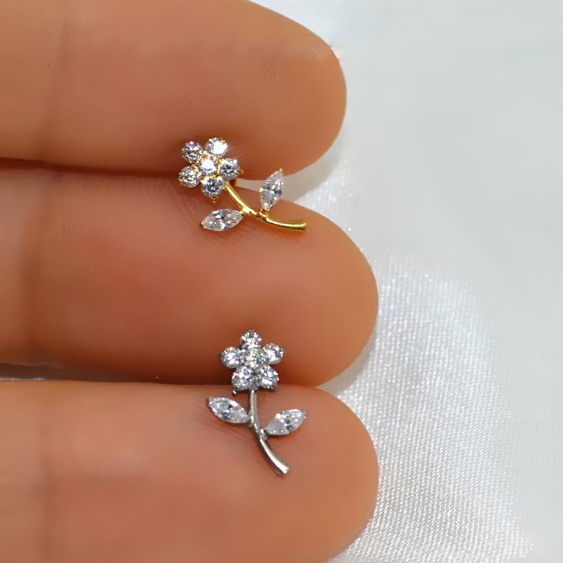 Piercing de Orelha - Flor com Caule com Zircônias - Dourado - 6ORE944