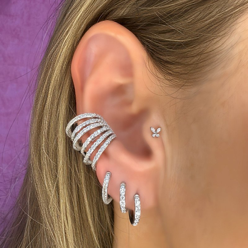 Piercing Labret Mini Borboleta em Titânio - Pin Push  Haste Mais Fina - 7TRG265