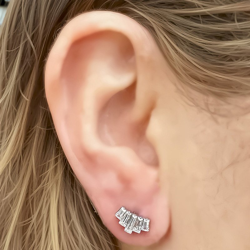 Piercing de Orelha - Labret Cluster Aço Cirúrgico com 6 Zircônias Baguetes - Rosca Interna - 6ORE1027