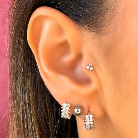 Piercing de Orelha Delicado Trillion - Aço Cirúrgico - 7TRG269