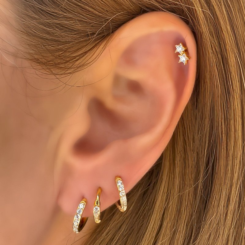 Piercing de Orelha -Labret Duas Estrelas com Zircônias - Rosca Interna - 6ORE1035
