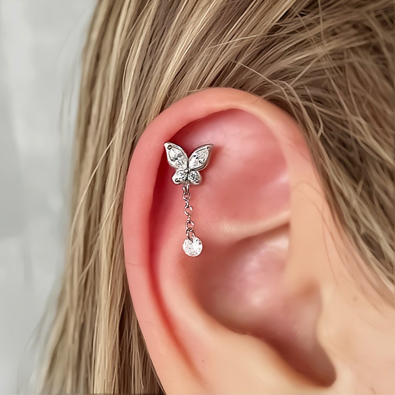 Piercing de Orelha - Labret Borboleta com Pendente - Aço Cirúrgico - 6ORE1037