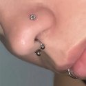 Piercing Labret Mini Florzinha em Titânio - Pin Push  Haste Mais Fina - 7TRG266