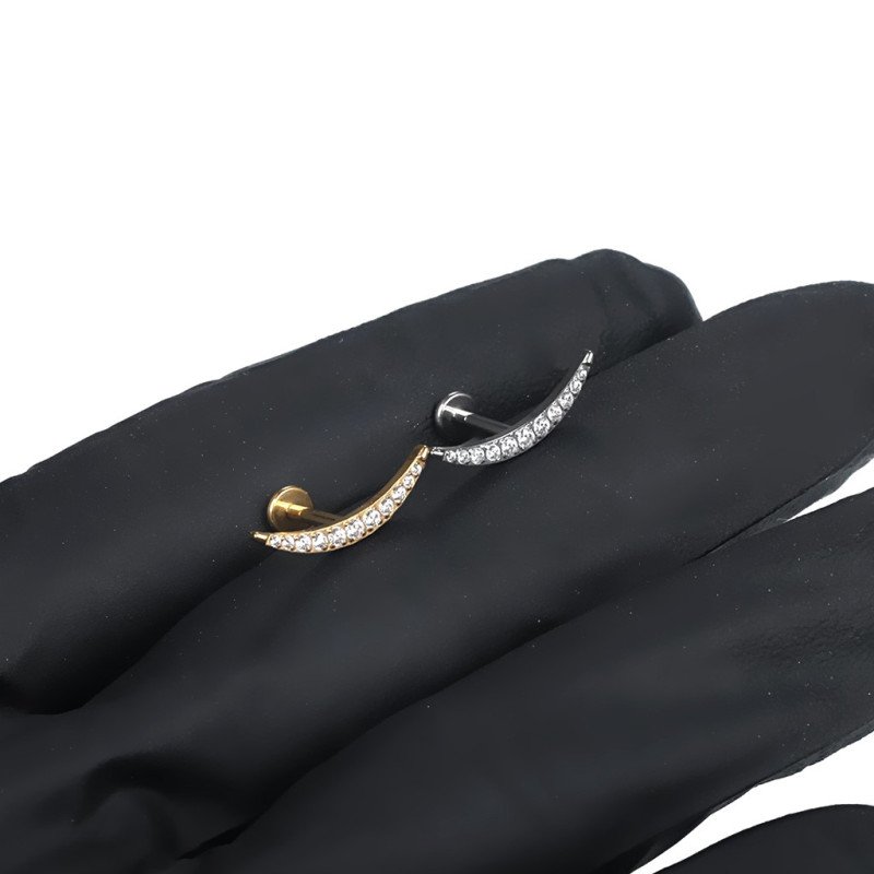 Piercing Labret de Orelha - Cluster Lua Longa Divina em Titânio com Zircônias - 6ORE834