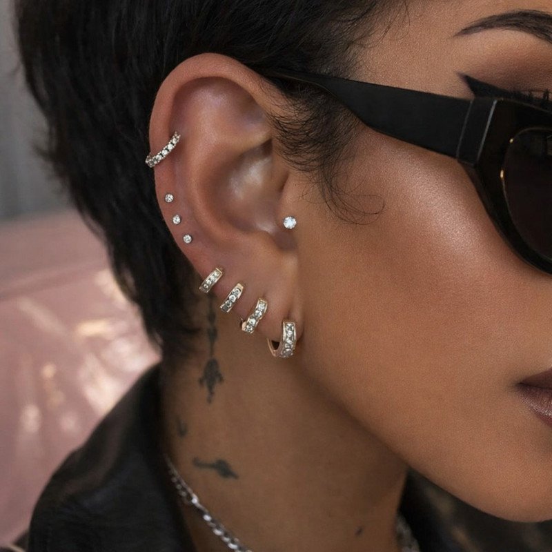 Piercing Australiano 0.8 em Titânio Natural ou PVD Gold - Pin Push Tragus ou Hélix - Ponto de Luz - 7TRG186