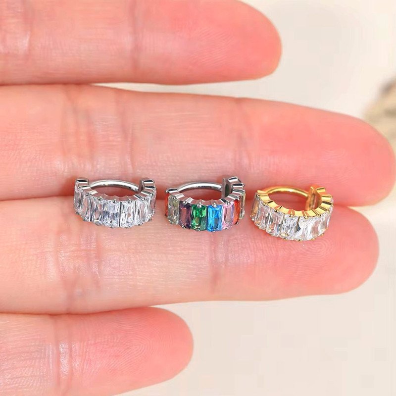 Piercing Hélix Argola Elegance Zircônias Baguete - 100% em Titânio - 6ORE1075