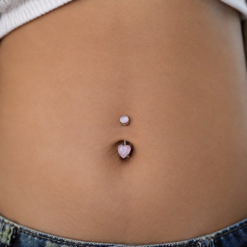 Mini Piercing de Umbigo - Coração Pedra Opala - Titânio - 1COR111