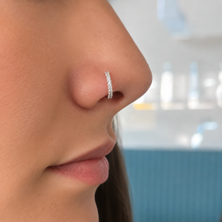 Piercings de Nariz - Argolinha em Prata Cravejada de Cristais - 2NAA70
