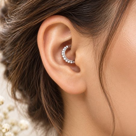 Piercing Daith ou Septo - Argolinha Clicker em Aço Cirúrgico com 12 Zircônias - 6ORE787