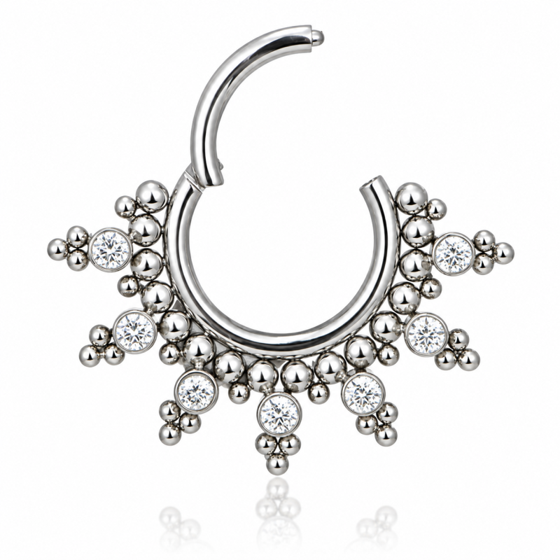 Piercing Luxo Daith - Argolinha Clicker em Titânio Natural com 8 Zircônias - Dervile - 6ORE789