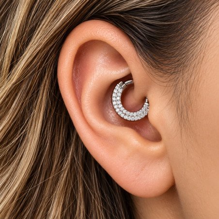 Piercing Luxo Daith - Argolinha Clicker em Titânio - PVD Gold com Zircônias - 6ORE794