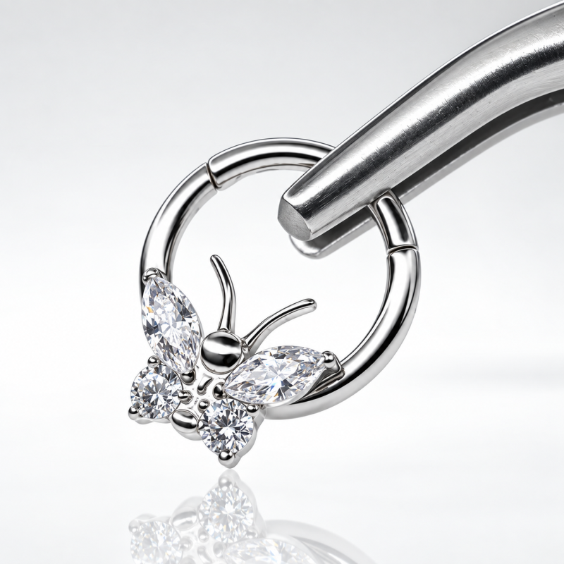 Piercing Luxo Daith - Argolinha Clicker em Titânio Natural - Borboleta - 6ORE803