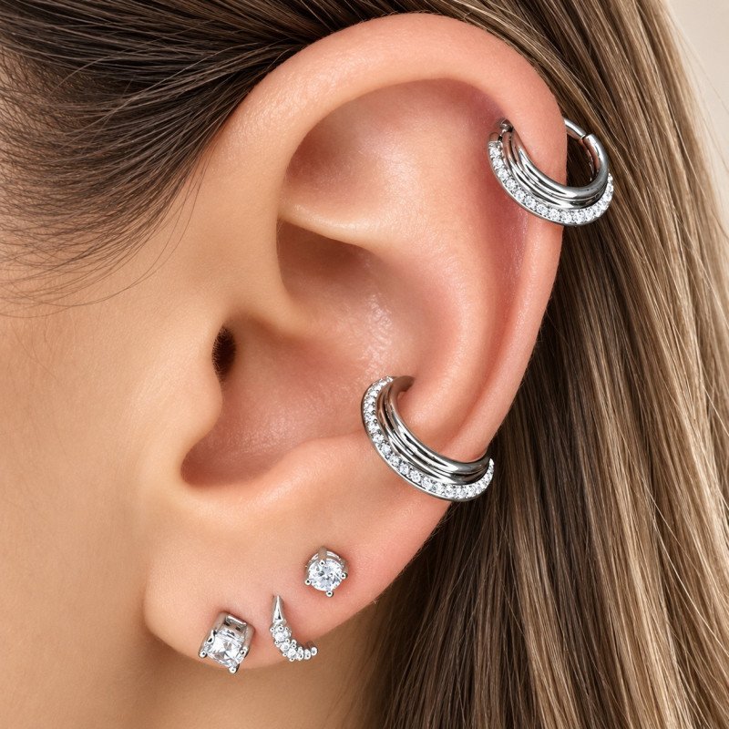 Piercing Luxo Orelha ou Septo - Argolinha Saturno Zircônias - 6ORE815