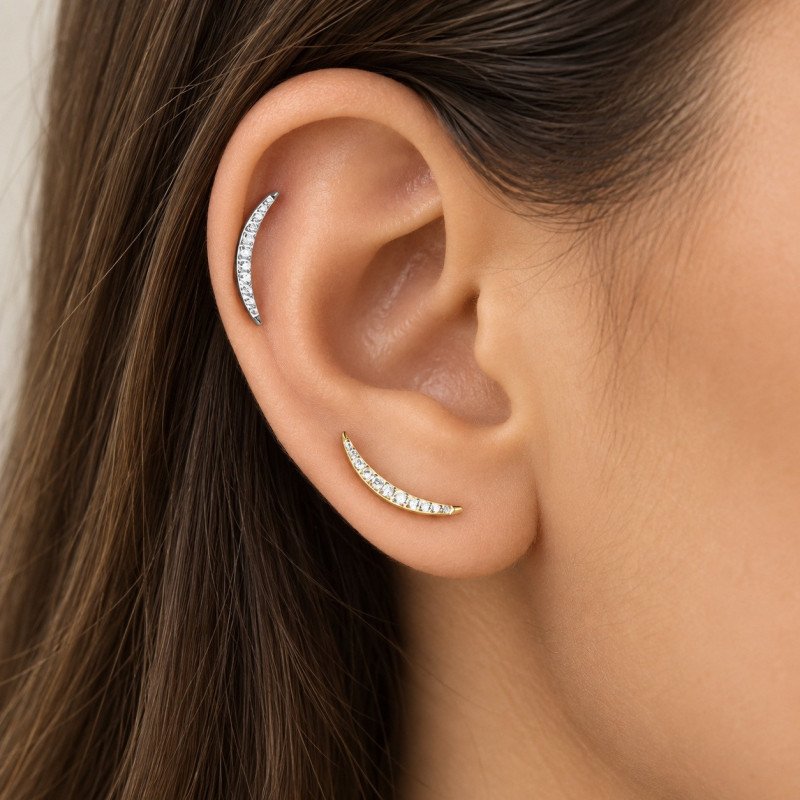 Piercing Labret de Orelha - Cluster Lua Longa Divina em Titânio com Zircônias - 6ORE834