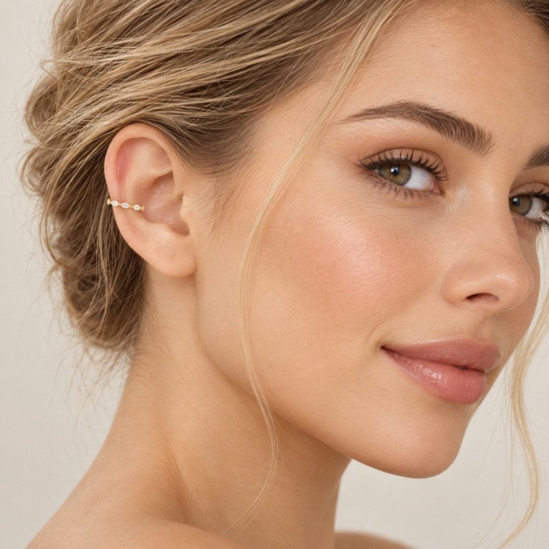 Piercing Luxo Hélix ou Conch - Argolinha Clicker em Titânio com Zircônias -6ORE900