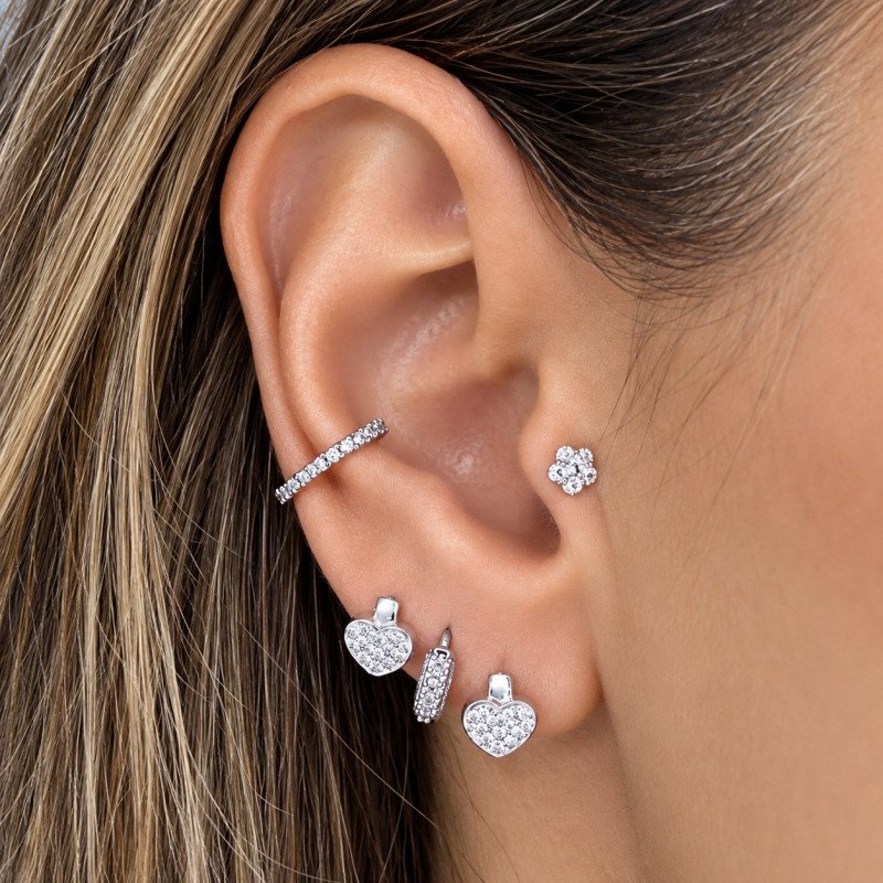 Piercing de Orelha de Argolinha com Coração em Prata com Zircônias - 6ORE927