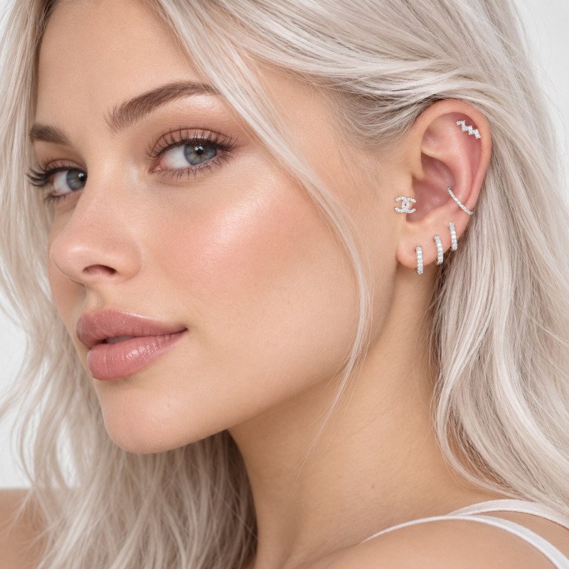 Piercing para Orelha - Logo Fashion em Prata 925 - 6ORE989