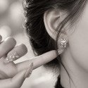 Piercing de Orelha - Argolinha Luxuosa em Prata com Zircônias - 6ORE1004