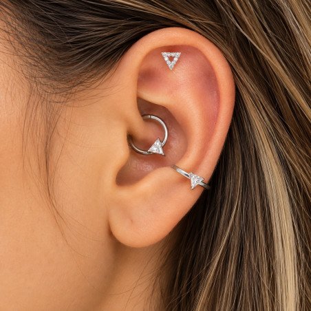 Piercing para Daith - Argolinha Clicker em Titânio Natural - Triângulo em Zircônia - 6ORE842