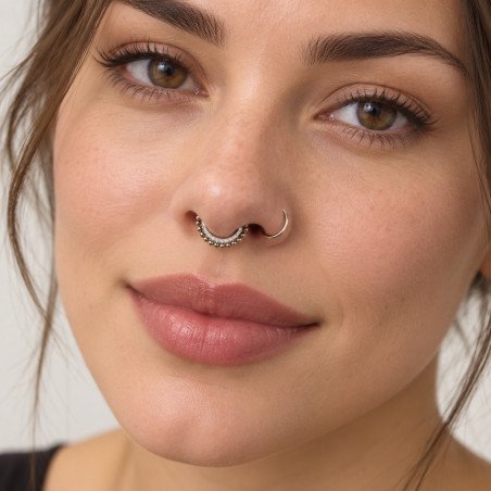 Piercing  Daith ou Septo Argolinha Clicker Com Zircônias e Bolinhas - 100% em Titânio - 6ORE1041