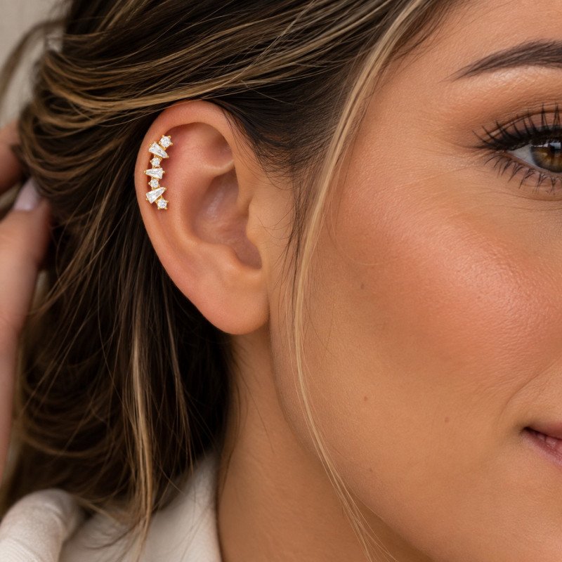 Piercing de Orelha - Labret com Barra Curva de Zircônias - 6ORE1060