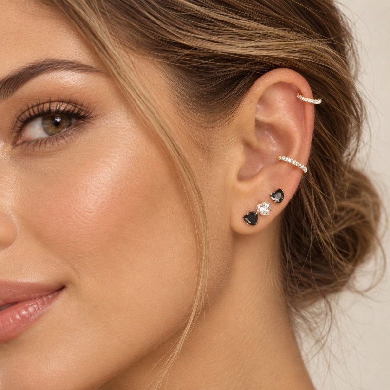 Piercing Hélix ou Conch Argolinha D Meia Cravejada - 100% em Titânio - 6ORE1074
