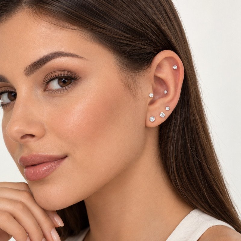 Piercing de Tragus em Aço Cirúrgico Ponto de Luz SWAROVSKI Via Láctea- 7TRG75