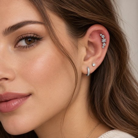 Labret em Titânio para Tragus ou Hélix -  Cluster Flor com Zircônias - 7TRG84