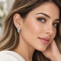 Piercing de Tragus em Aço Cirúrgico - PVD Gold - Ponto de Luz Zircônia - Rosca Interna - 7TRG108