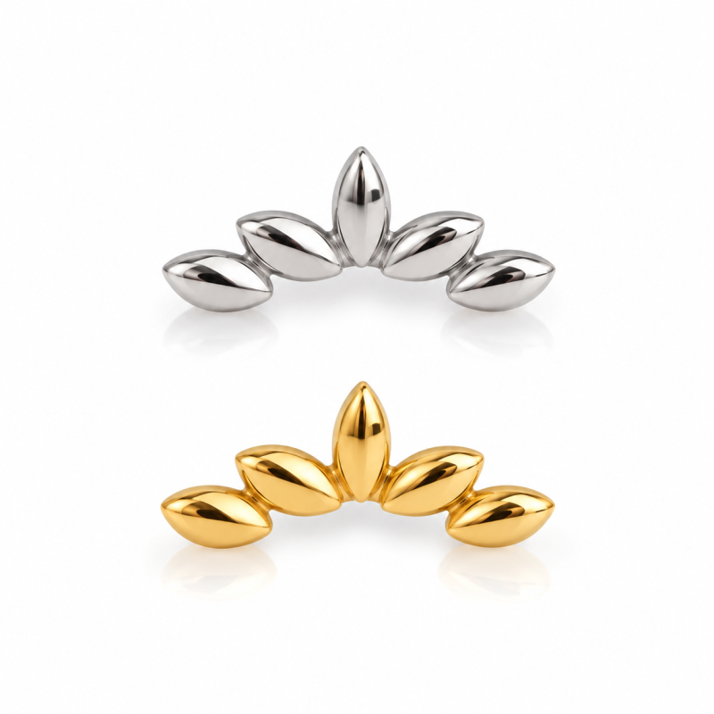 Piercing Labret Cluster em Titânio - Navete - Natural ou PVD Gold - 7TRG130