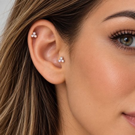 Piercing de Tragus Labret Florzinha Trillion Titânio - 7TRG133
