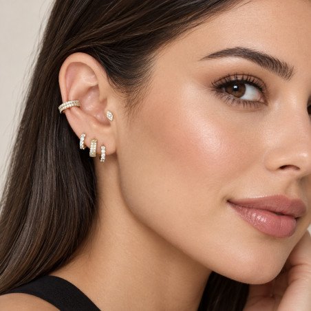 Piercing de Tragus em Titânio - Olhinho Com Zircônias - Rosca Interna - PVD Gold - 7TRG147